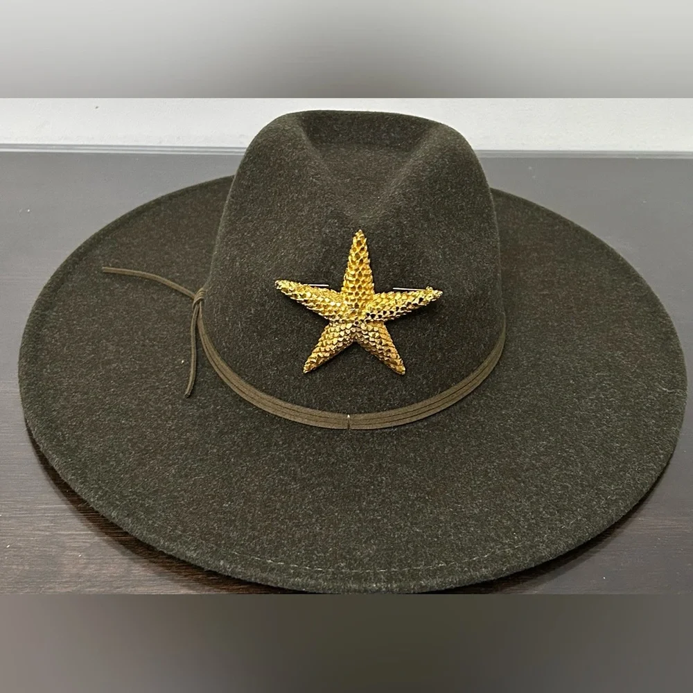 Sonoma Gray Fedora Hat with a Large Starfish or Star of Texas brooch/pendent - Picture 1 of 9